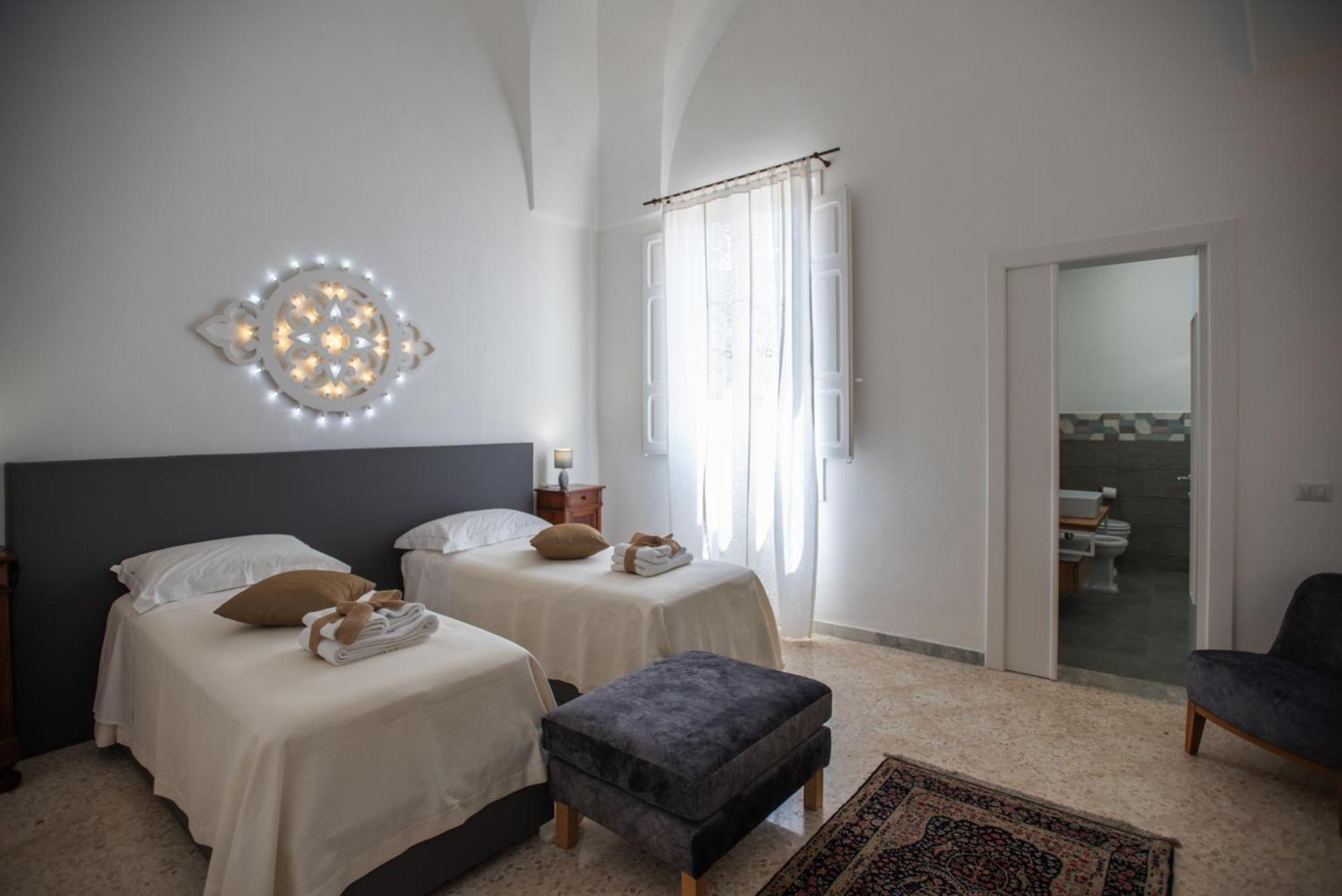 B&B Don Alessandro Surbo Luaran gambar
